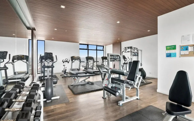Distrito Revolution Suites