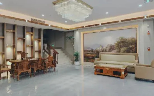 Zhangzhou Happiness Hotel (Gucheng Niuzhuang Branch)