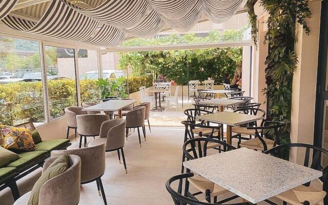 Hotel - Restaurant Isidore Nice Ouest