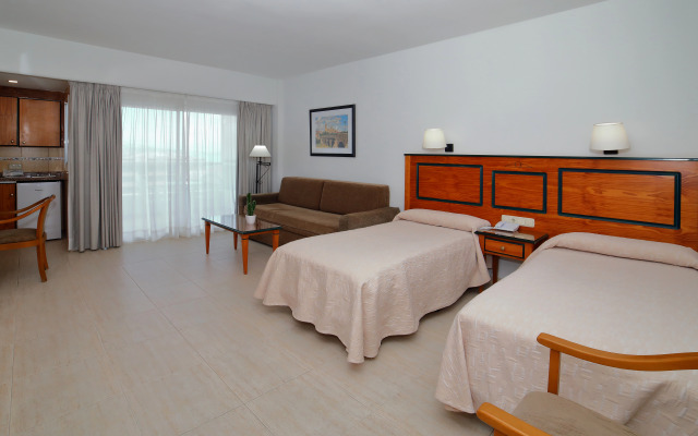 Aparthotel PYR Fuengirola