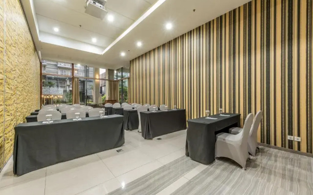 Grande Valore Hotel Cikarang