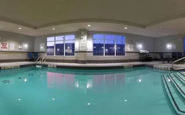 Fairfield Inn & Suites Newmarket