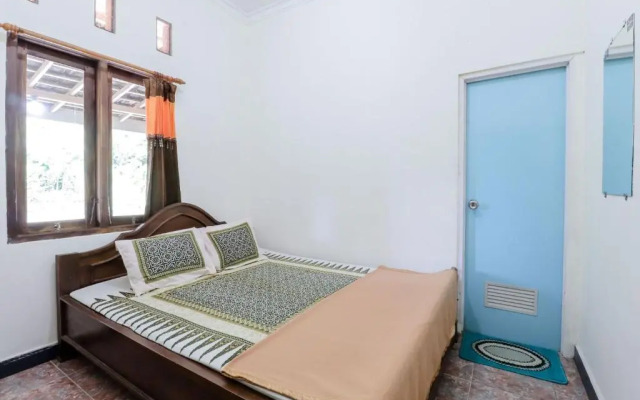 Rock Garden Homestay & Resto