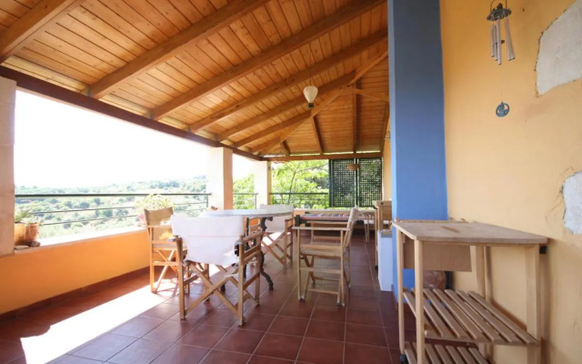 Traditional House Star