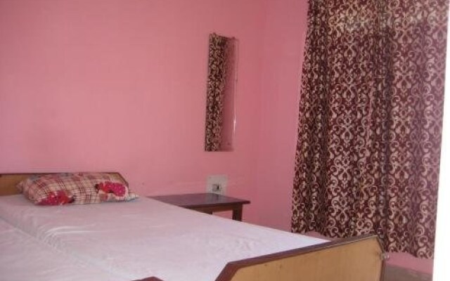 Gauri Guest House