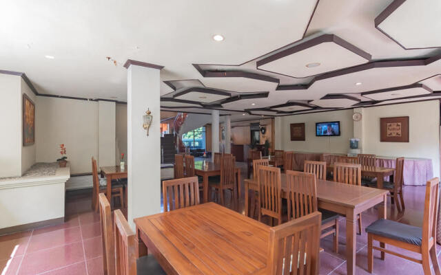 Dequr Hotel Dipati Ukur Mitra RedDoorz