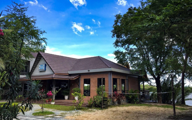 Salty River Resort