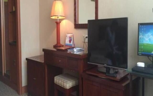 Yonghe Business Hotel