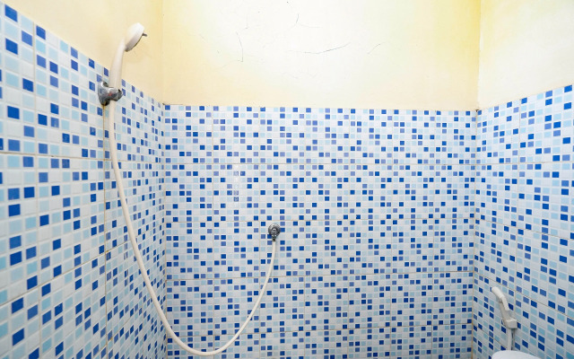 Super OYO 2209 Solo Point Guest House Syariah