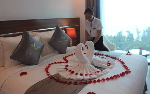 Holiday Cua Lo Hotel