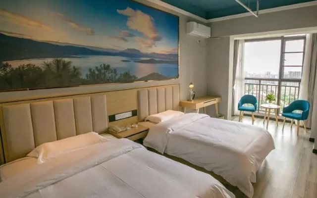 Fairyland Hotel (Kunming Chenggong High-Speed Railway Station)