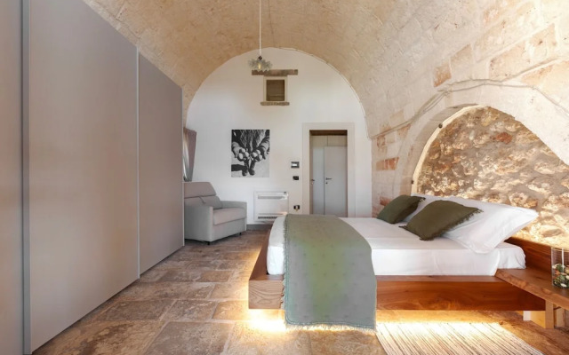 Masseria Misocampo With Garden And Pool