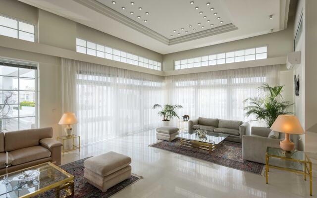 City Mansion