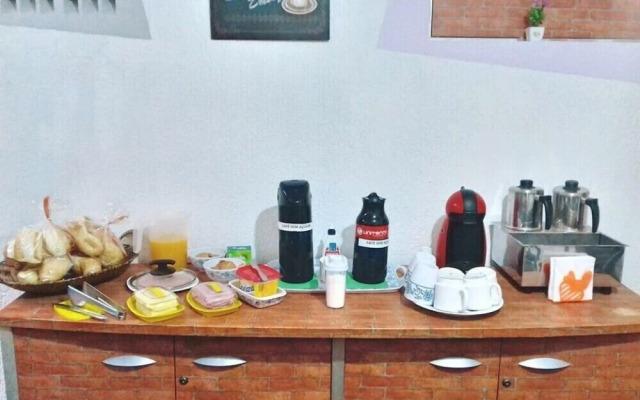 Hola Hostel