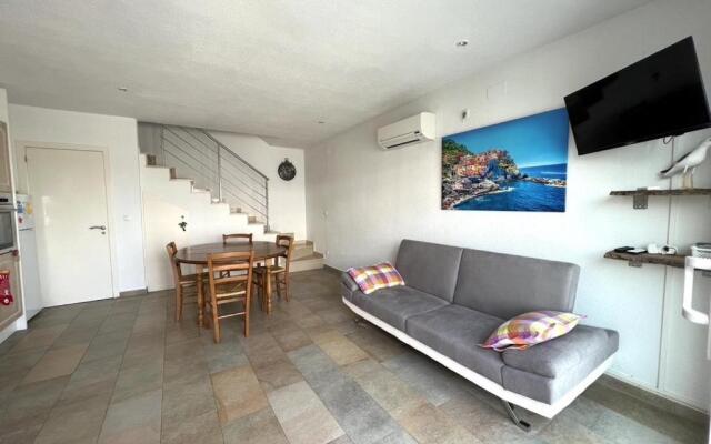 BYBLOS 69A - Casa con piscina comunitaria