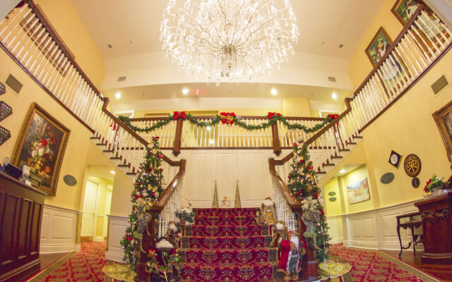 Riverbend Inn and Vineyard
