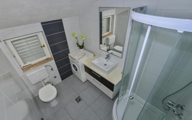 Apartment Marijo - 300m to beach