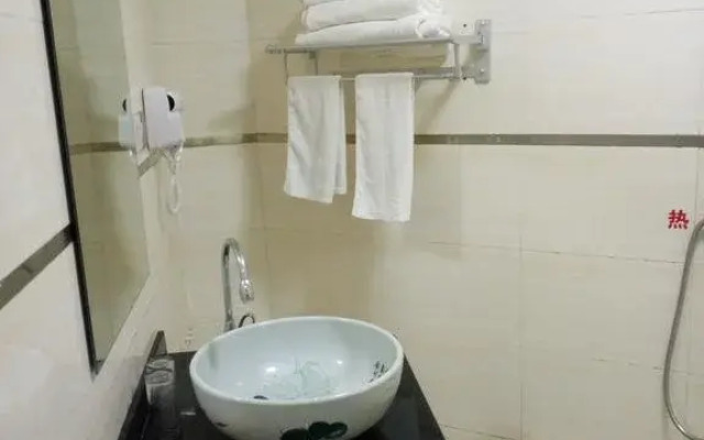 Emeishan Ziqiang Hotel