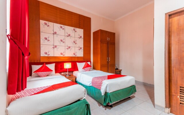 Oyo 1211 Graha Technopark Hotel