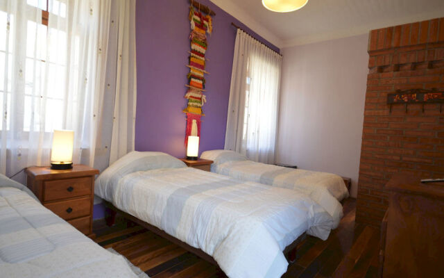 Hostal Boutique Esquina Elquina B&B
