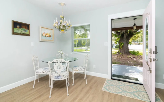 South Tampa Sweet Retreat