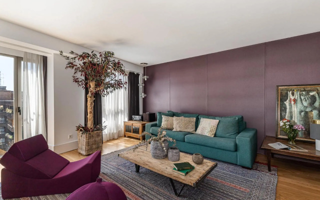 BNBHolder Luxury Triplex CHAMBERI