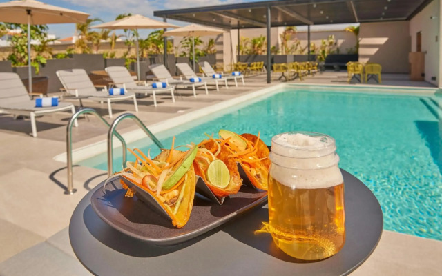 City Express Plus by Marriott Mazatlán