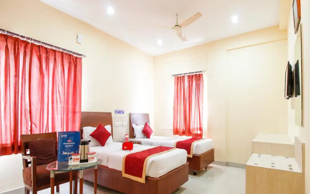 OYO 1520 Hotel Tourist Plaza – Guest Rooms – Hyderabad