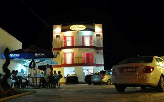 Vila Vladony