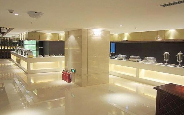 Gold Triangle Hotel