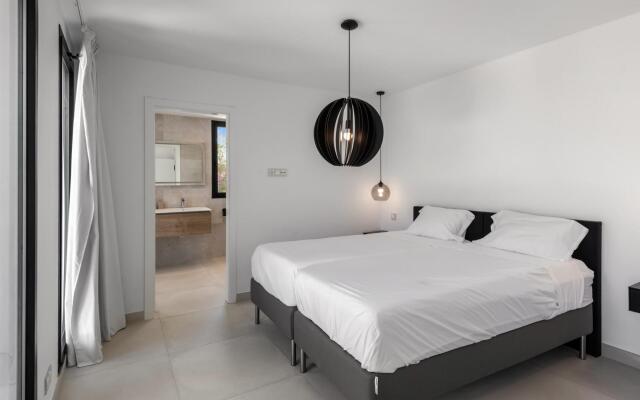 Villa Nirvana in Fuengirola
