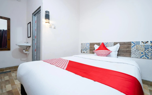 Super OYO 2285 Art Guest House Syariah