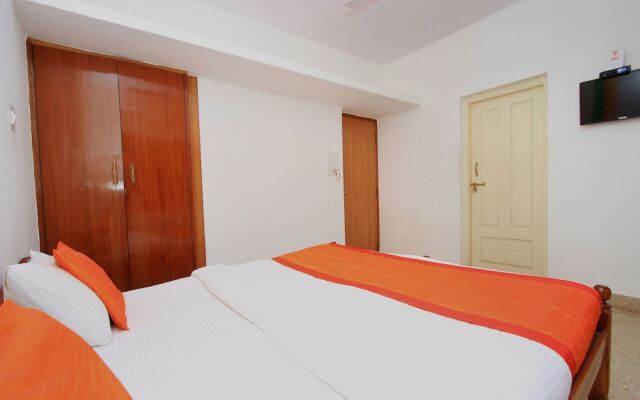 OYO 10757 Trippers Stay