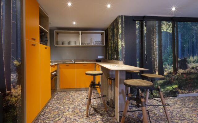 Hotel Base Camp Lodge