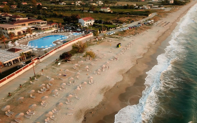 Almyros Villas Resort