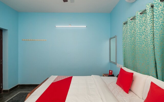 Oyo 39877 Cs Residency