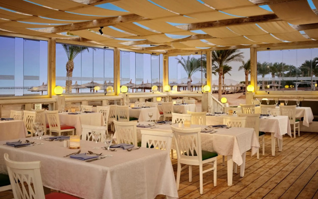 Coral sea Holiday Resort & Aqua park