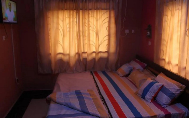 Bevaluable Banquet Garden