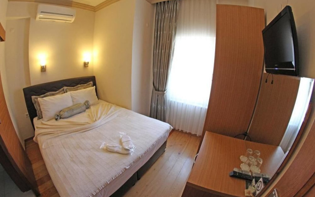 Hera Hotel - Adult Only