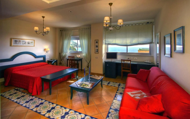 Summit Hotel