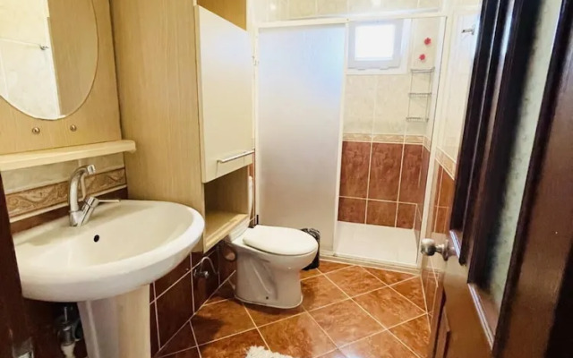 Central Flat With Jacuzzi Private Pool in Fethiye