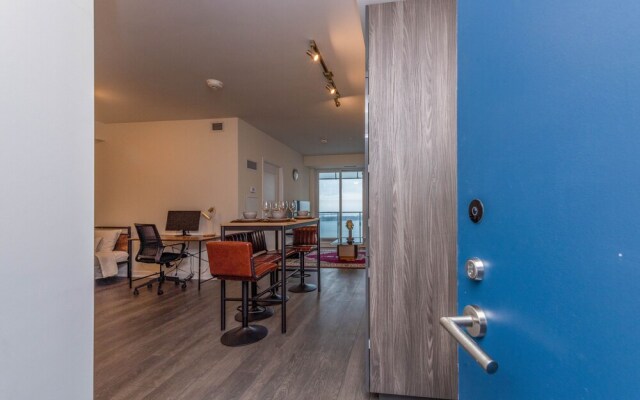 PlanURstay - Harbour Front Toronto