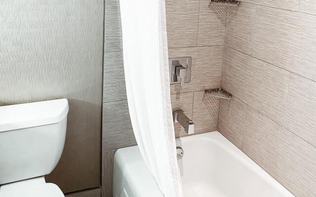 Crowne Plaza Chicago SW - Burr Ridge by IHG