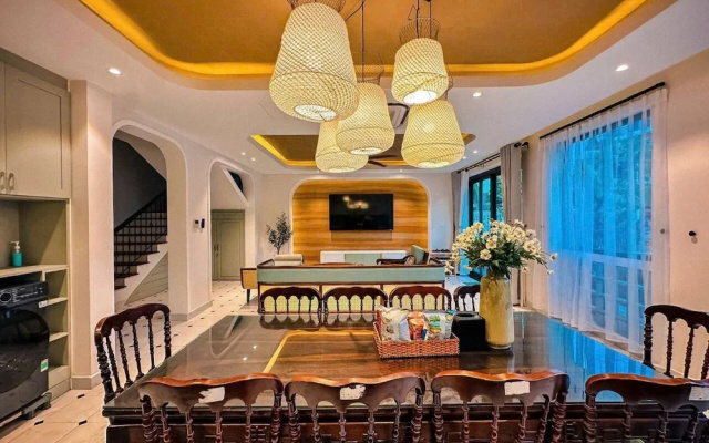 Hometown Signature Retreat Villa Hoi An – Lobby – Da Nang