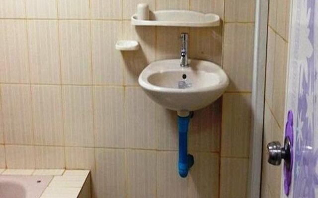 Daddy's Home Hotel