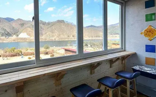 Namisum Lake Pension