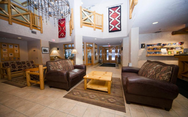 Brewster Mountain Lodge