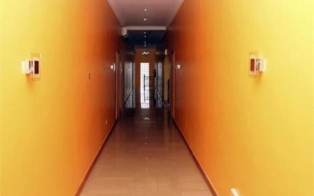 La Maison Hotel And Suites