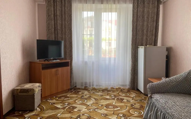 Polina Guest House