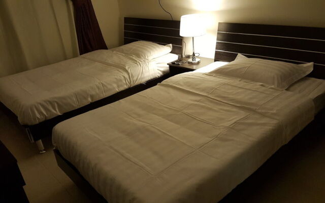 Alhamra Tower Hotel